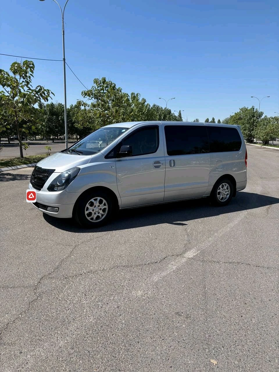 Hyundai Grand Starex