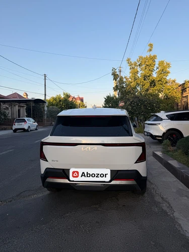 Kia EV5