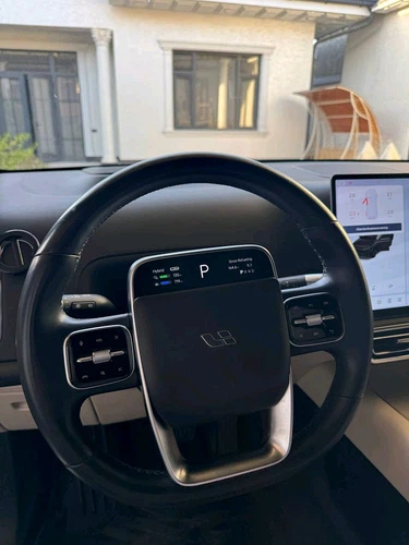 LiXiang L9