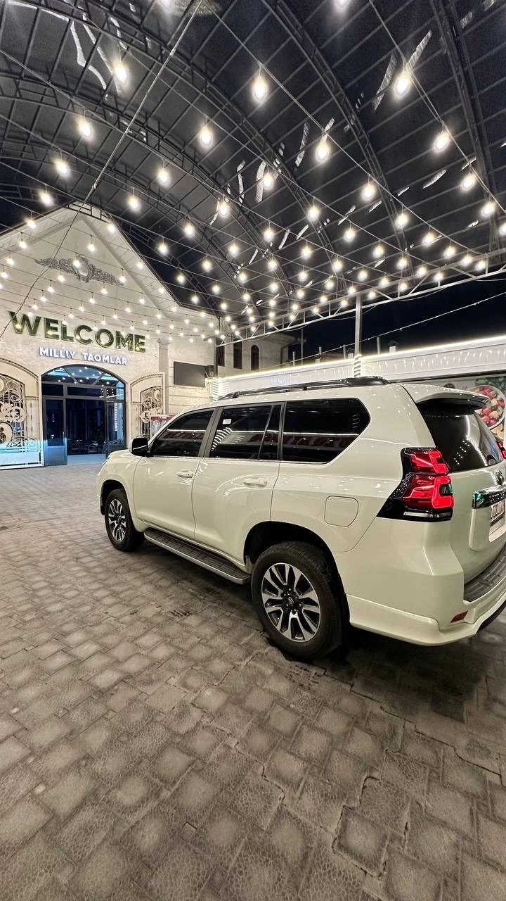 Toyota Land Cruiser Prado