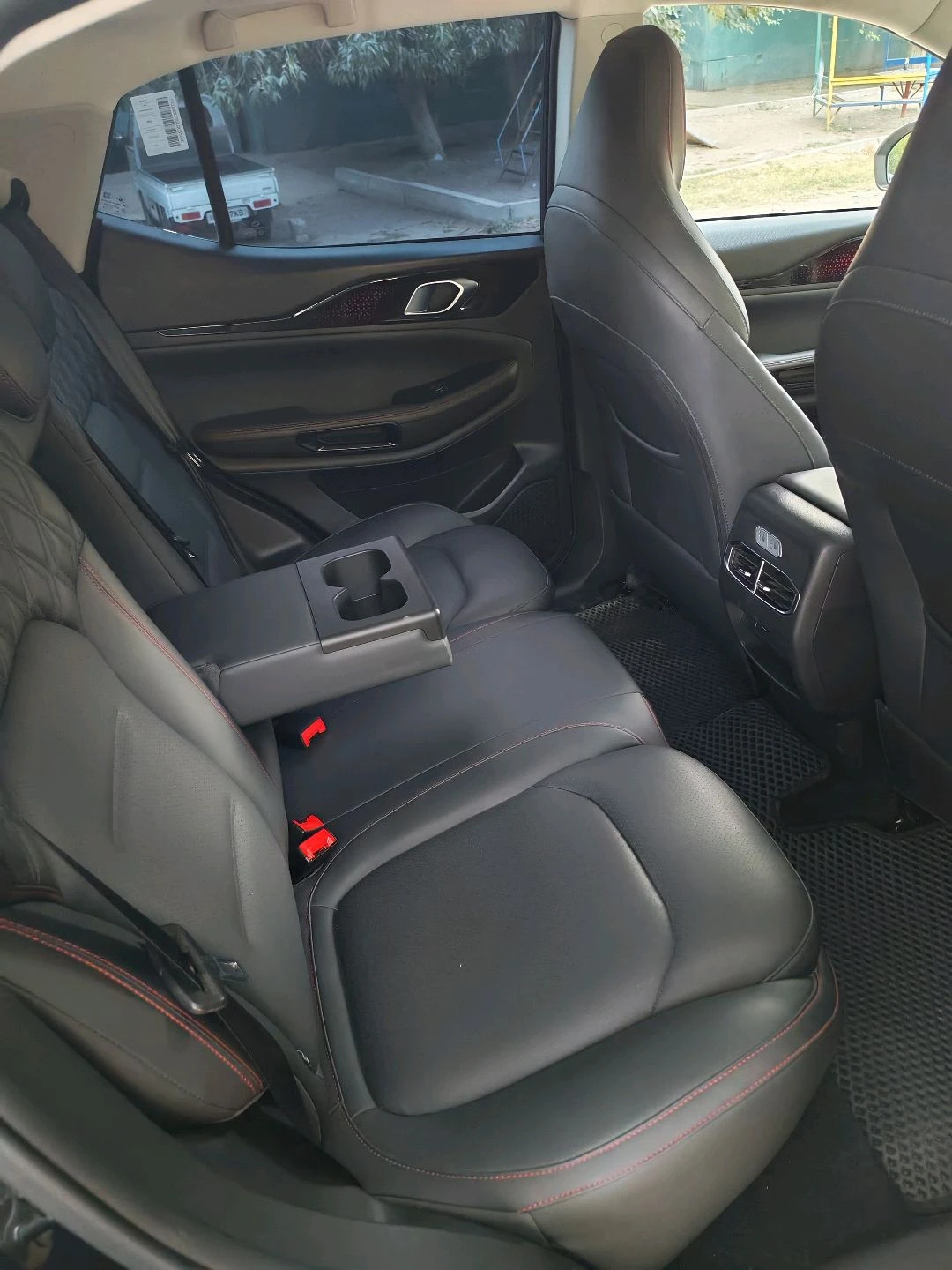 Jetour X50