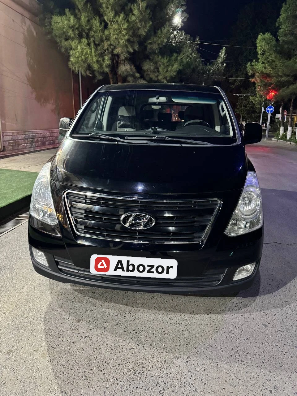 Hyundai Grand Starex