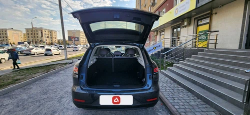 Leapmotor C11