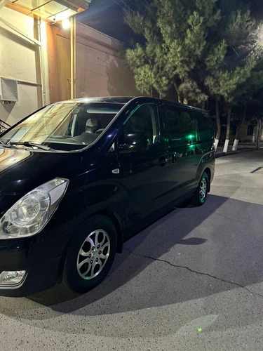 Hyundai Grand Starex