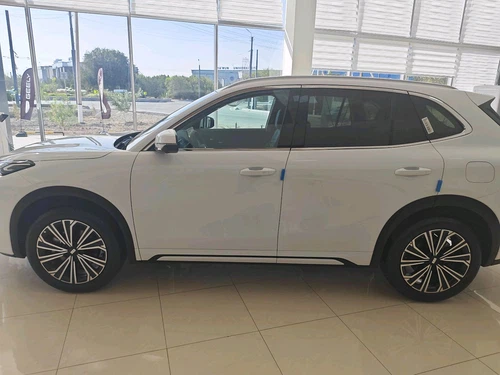 Geely EX5