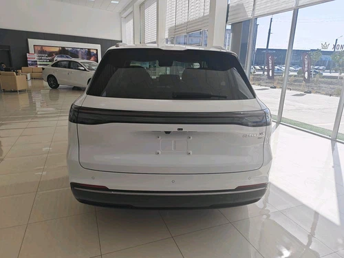 Geely EX5