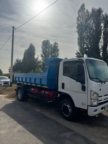 Isuzu 117