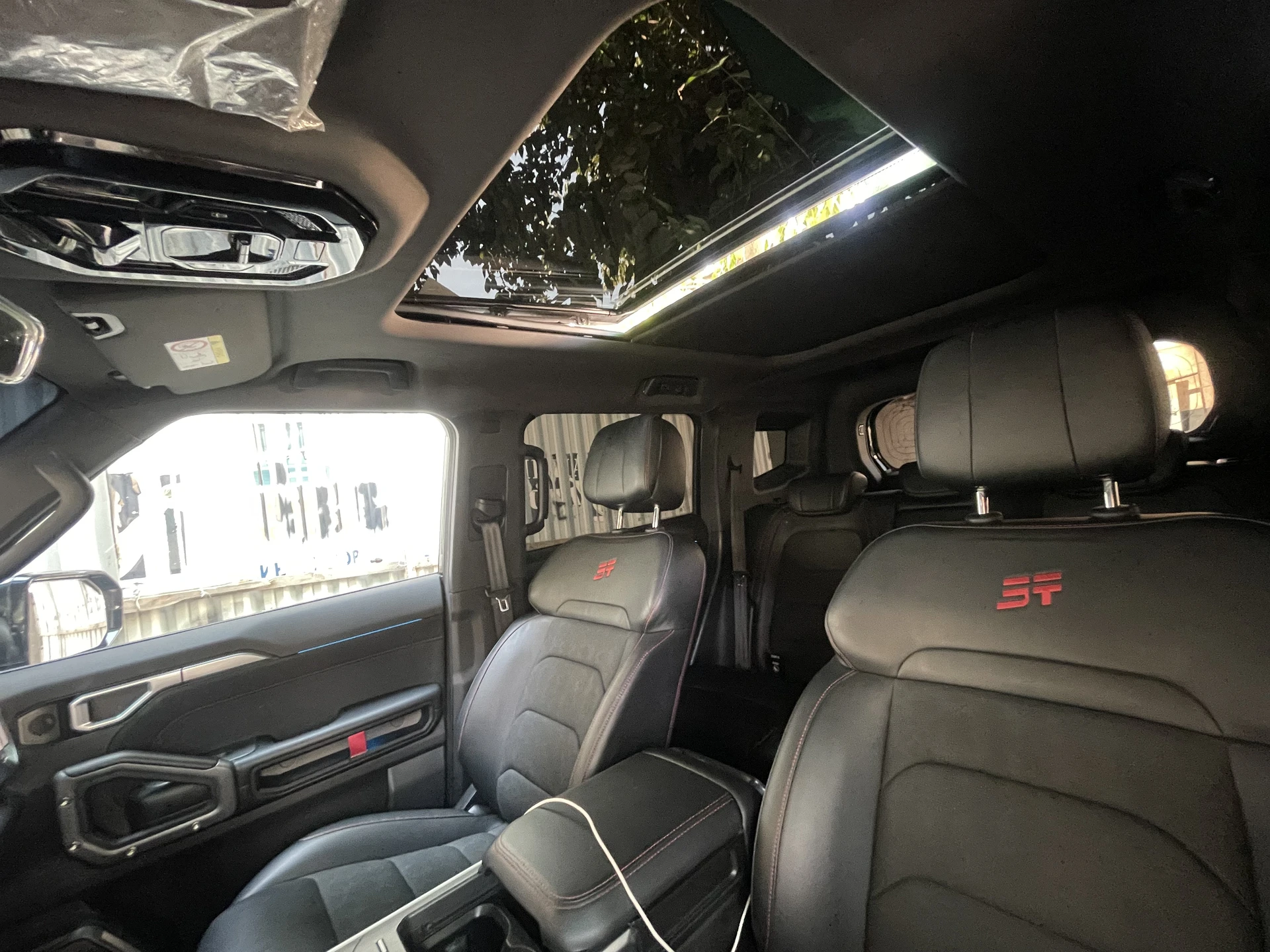 Jetour T2