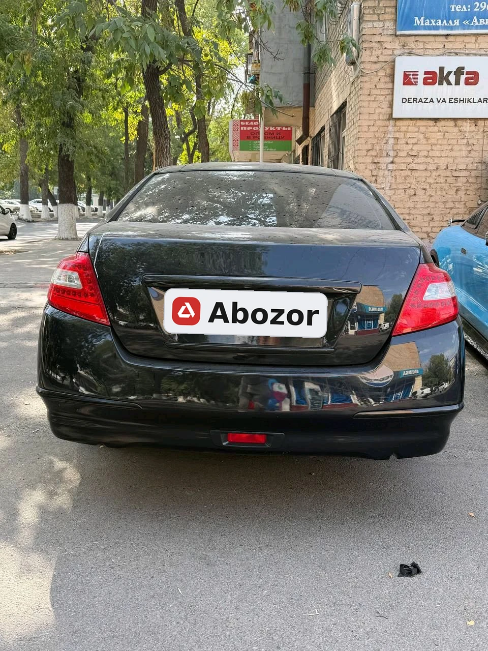 Nissan Teana