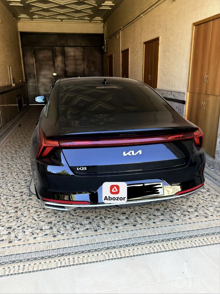 Kia K8