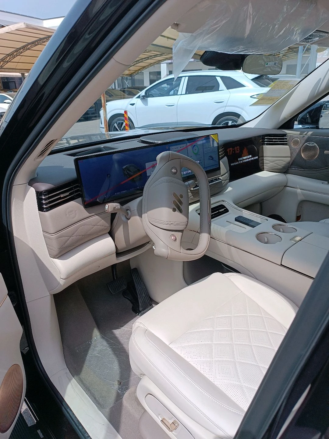IM Motors (Zhiji) LS7