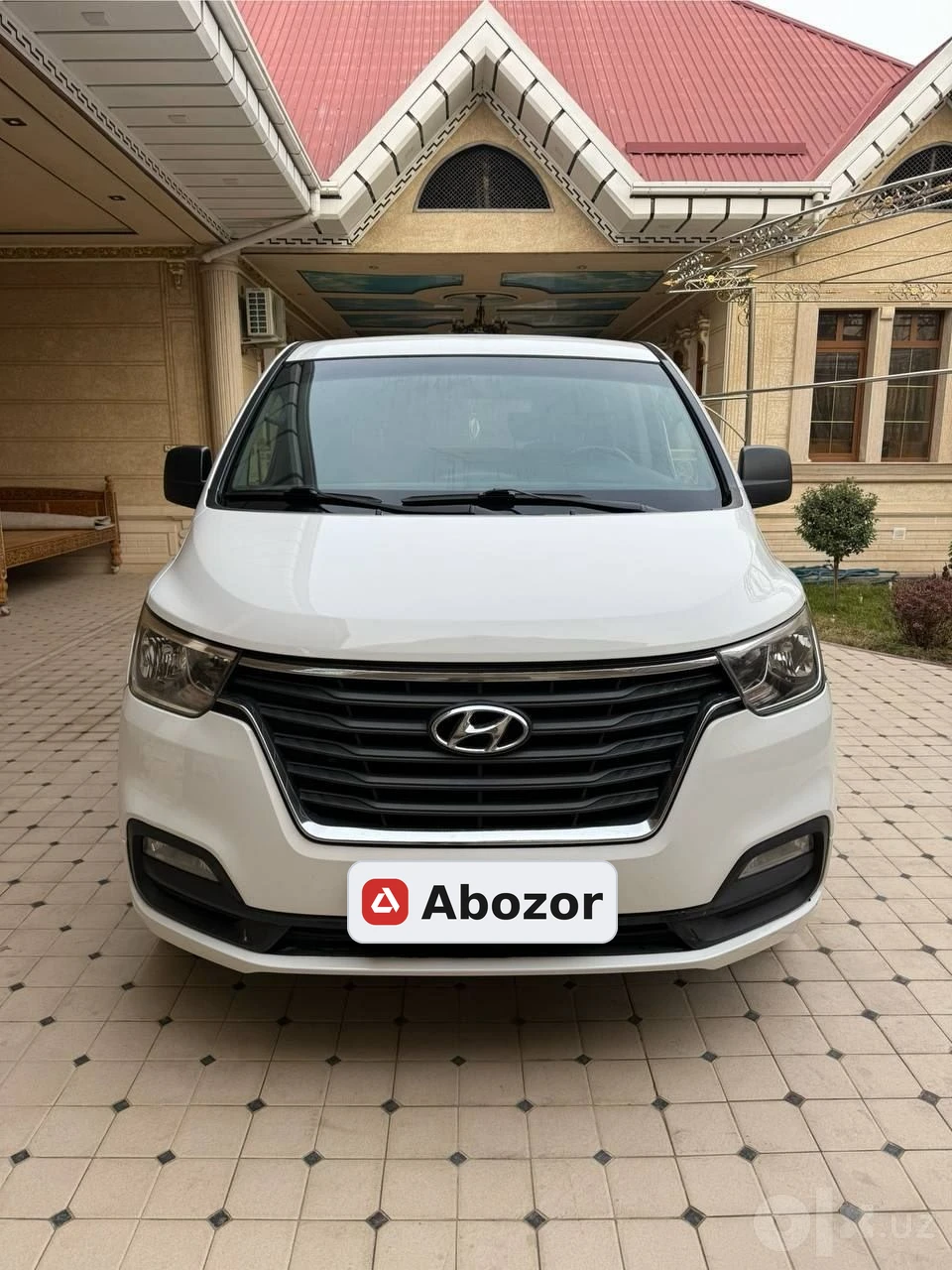 Hyundai Grand Starex