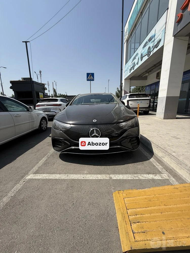 Mercedes-Benz EQE SUV AMG