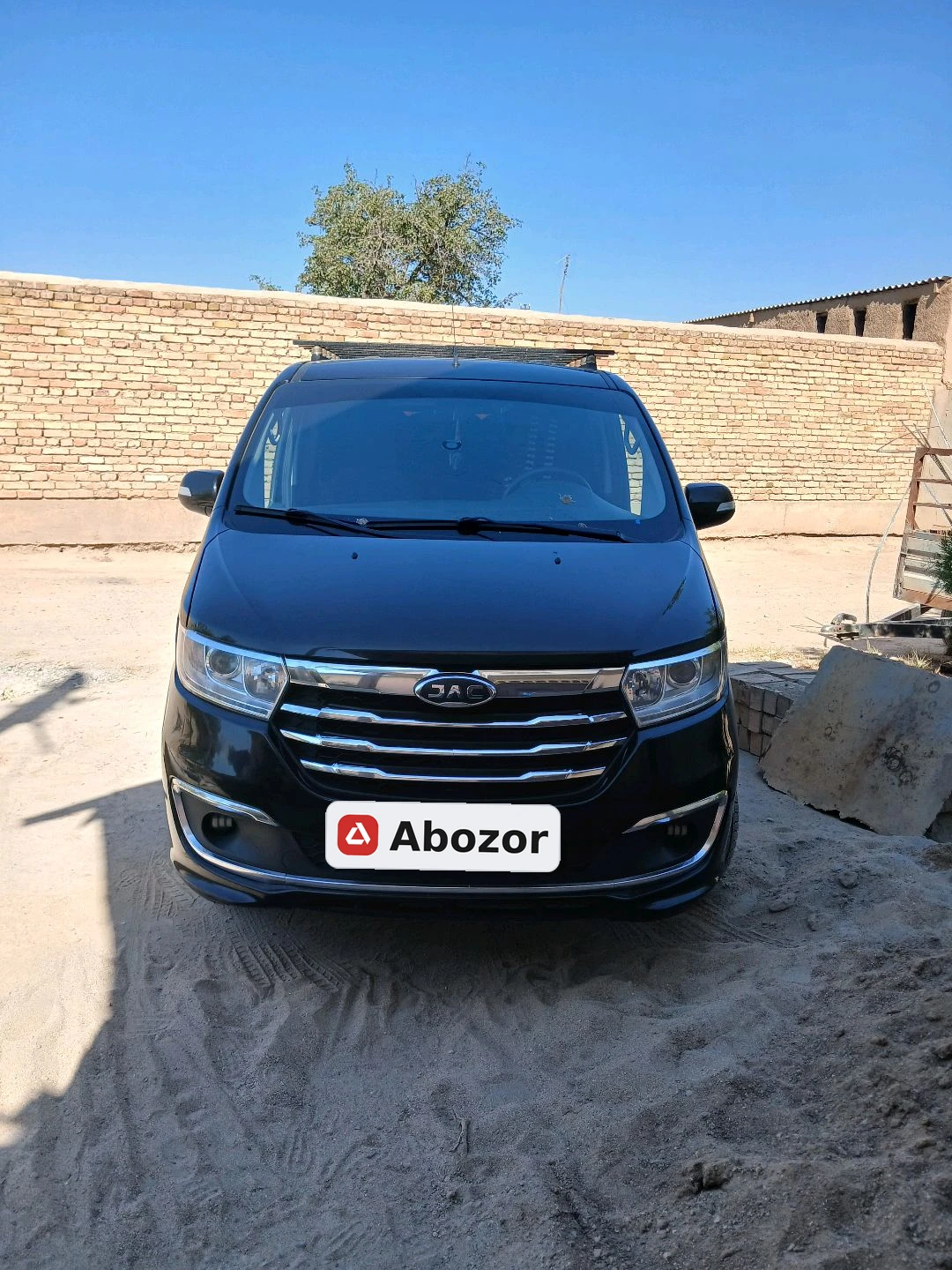JAC M3