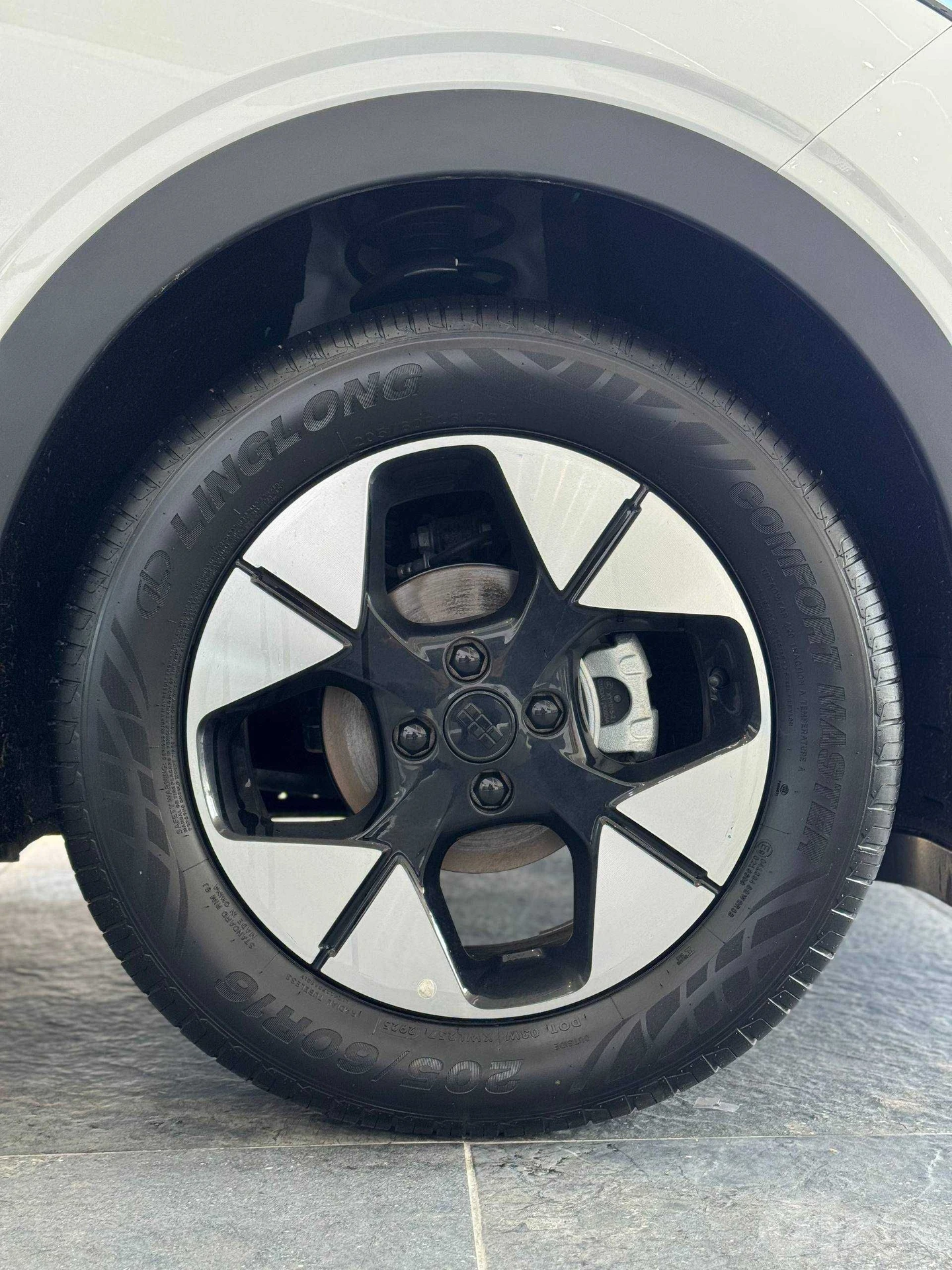 Geely EX5