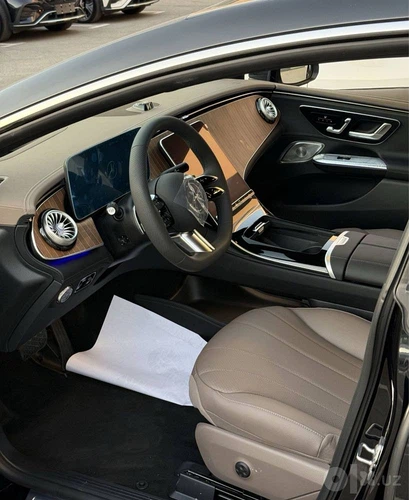 Mercedes-Benz EQE SUV AMG