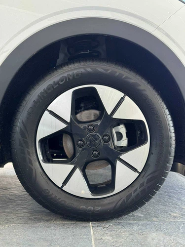 Geely EX5