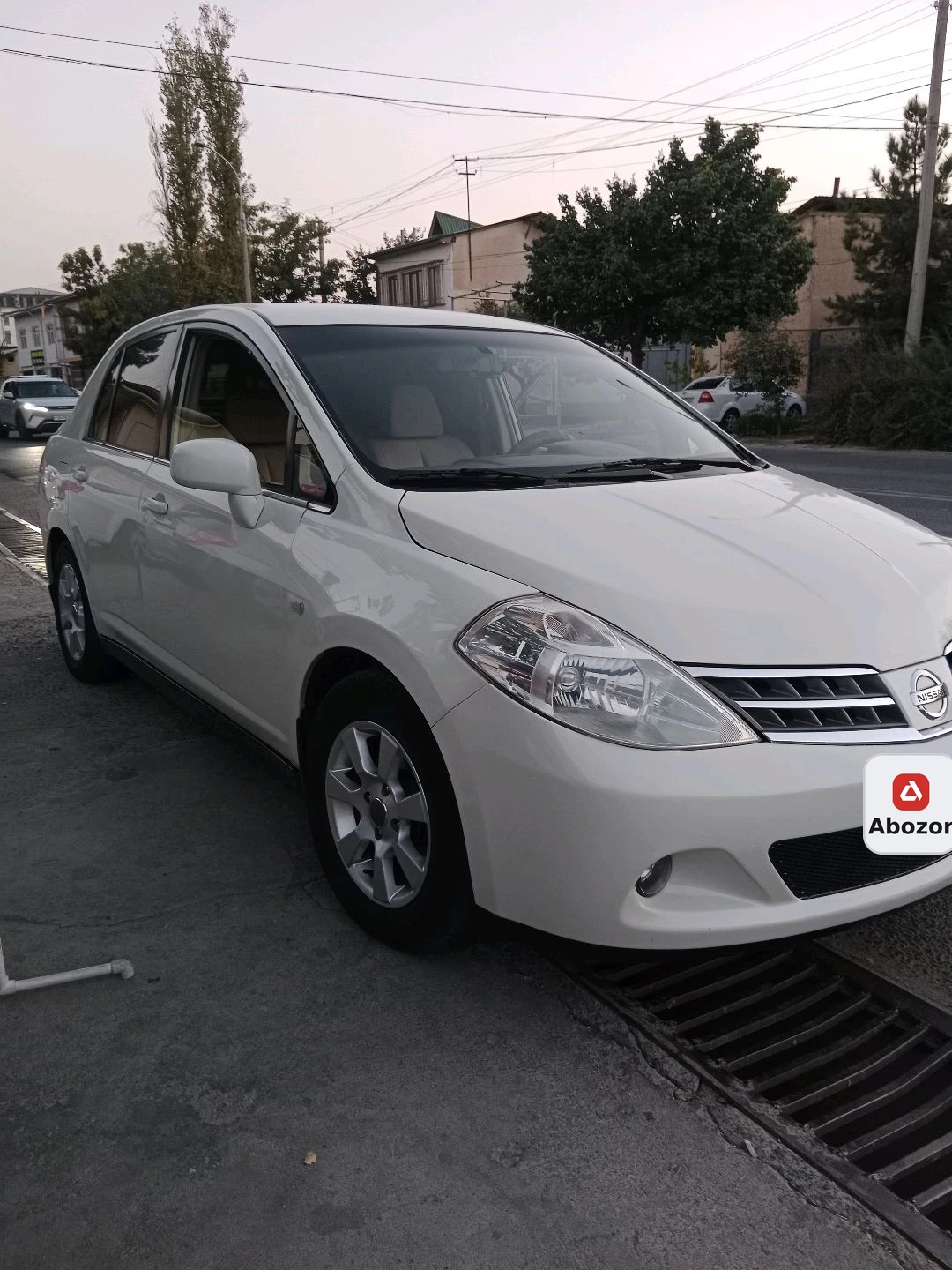 Nissan Tiida