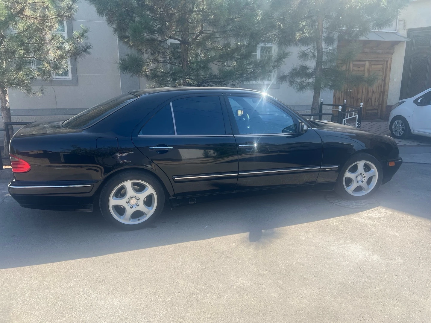 Mercedes-Benz E-Класс
