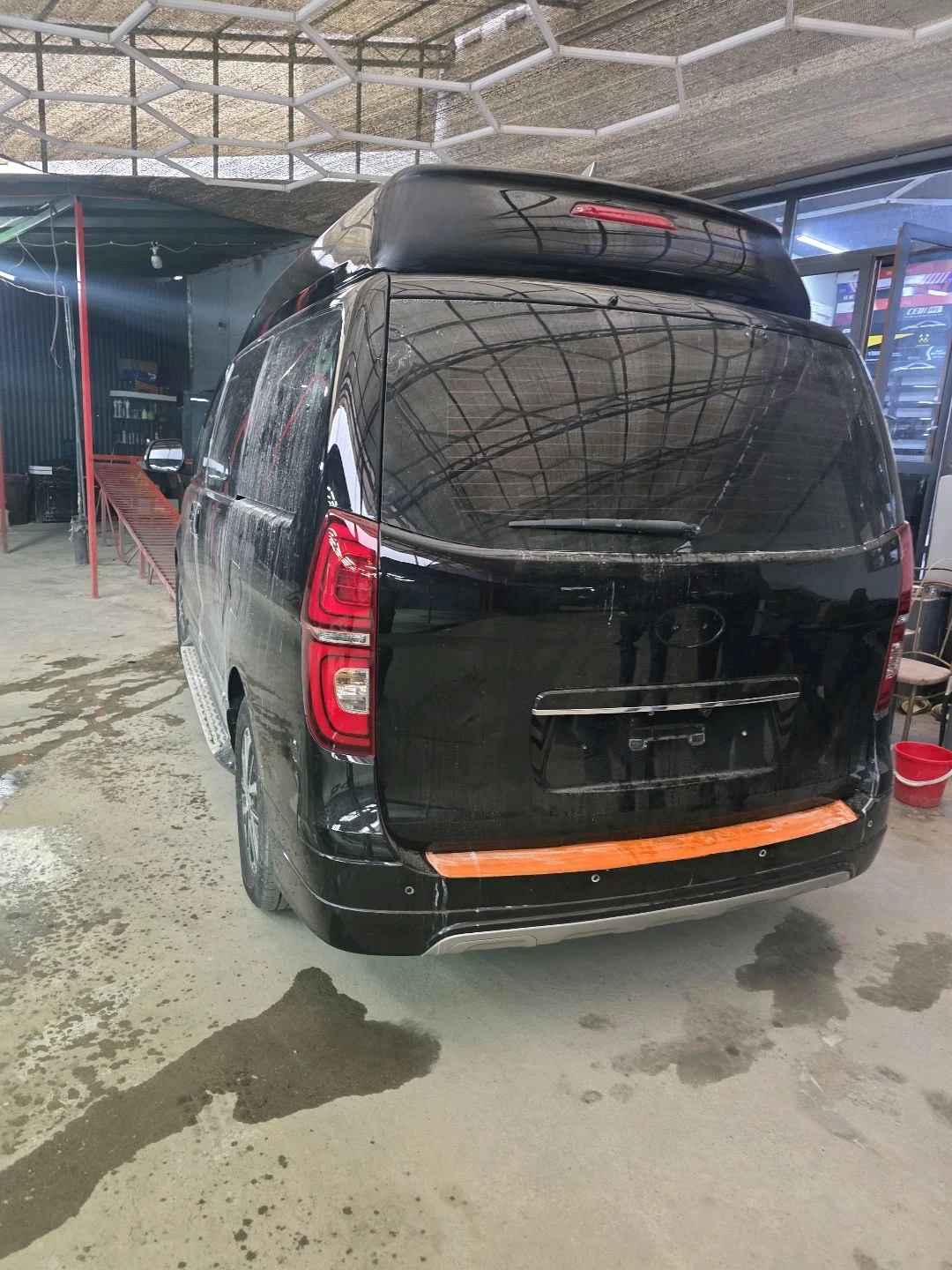 Hyundai Grand Starex