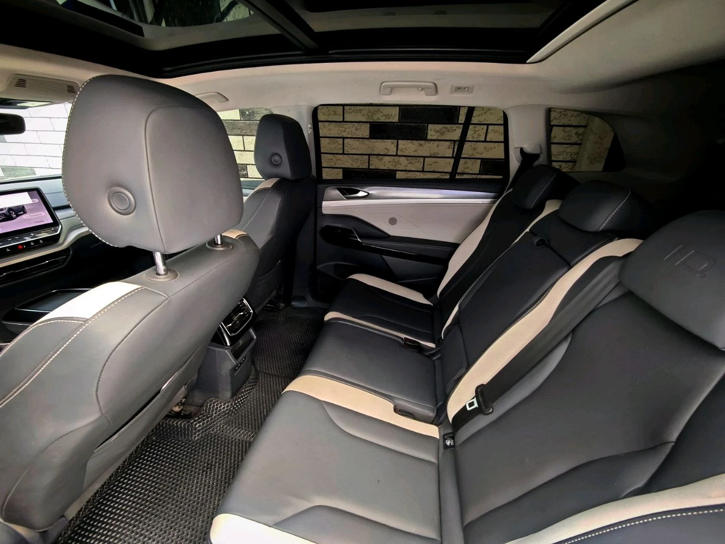 Volkswagen ID.6