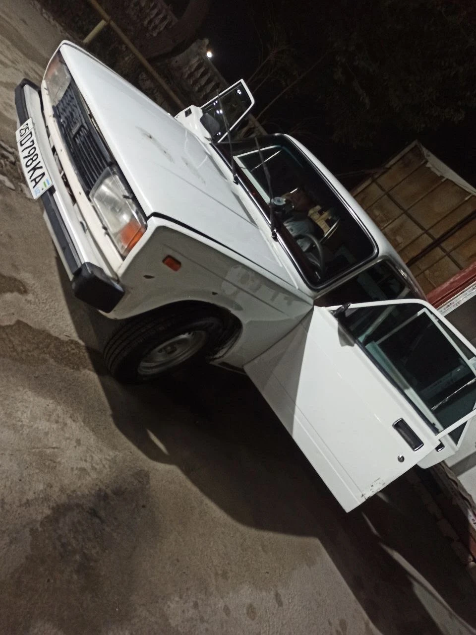 Lada (ВАЗ) 2105
