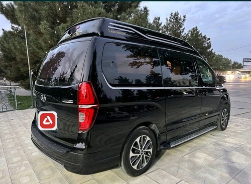 Hyundai Grand Starex