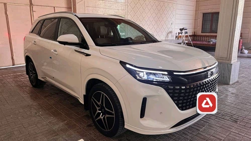 Dongfeng Fengon E5