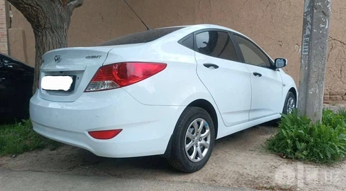 Hyundai Accent