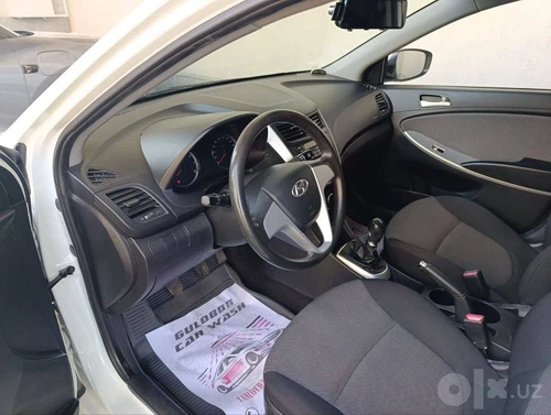 Hyundai Accent