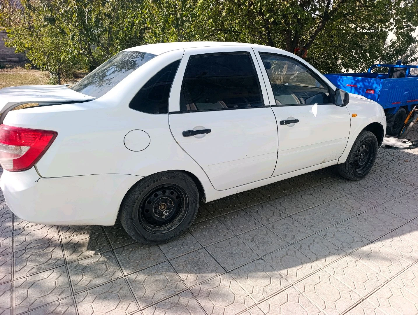 Lada (ВАЗ) Granta