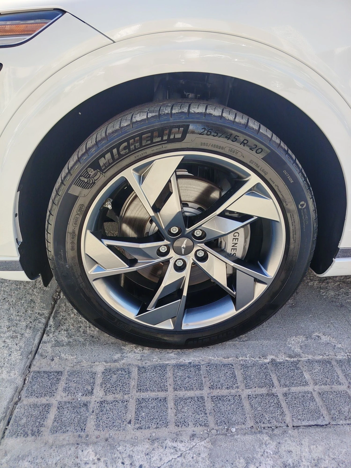 Genesis GV80 Coupe