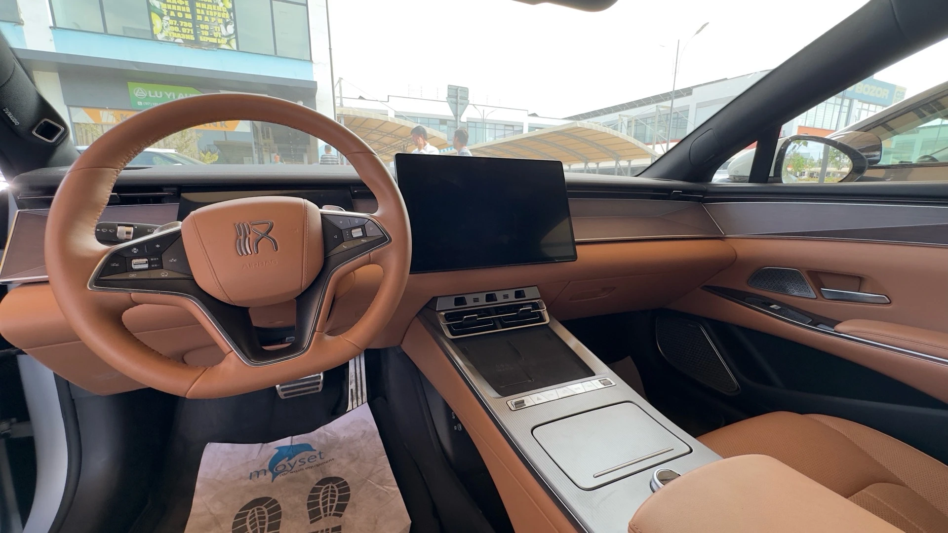BYD Han L