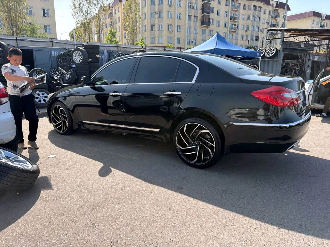 Hyundai Genesis