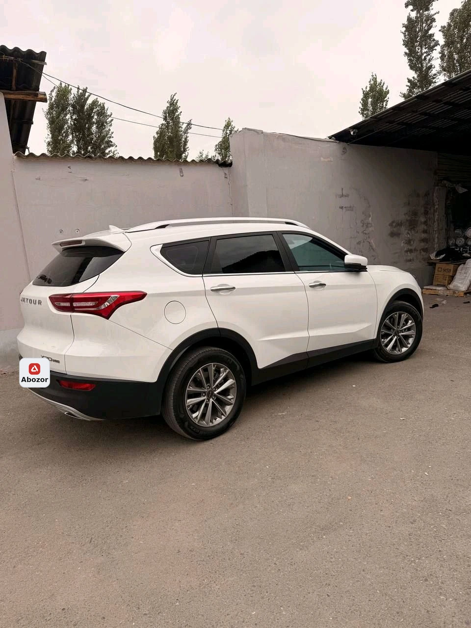 Jetour X70