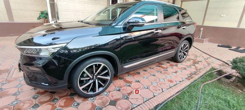 FAW Bestune T77