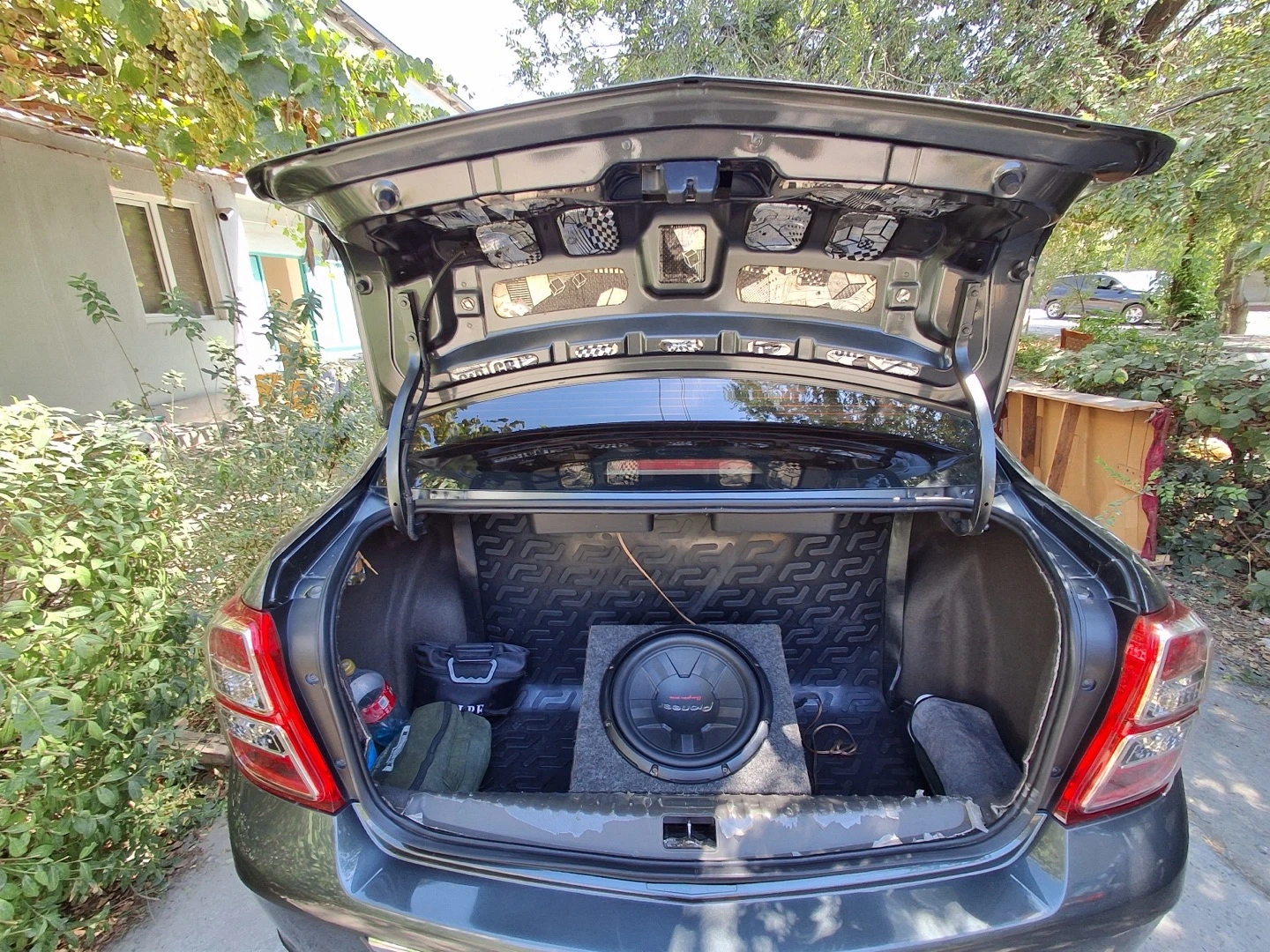 Ravon R4