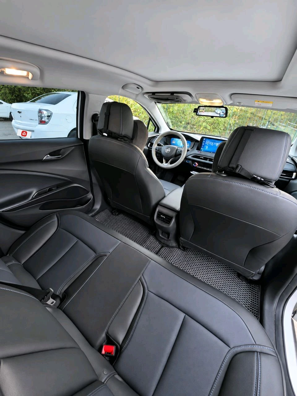 Buick Velite 6