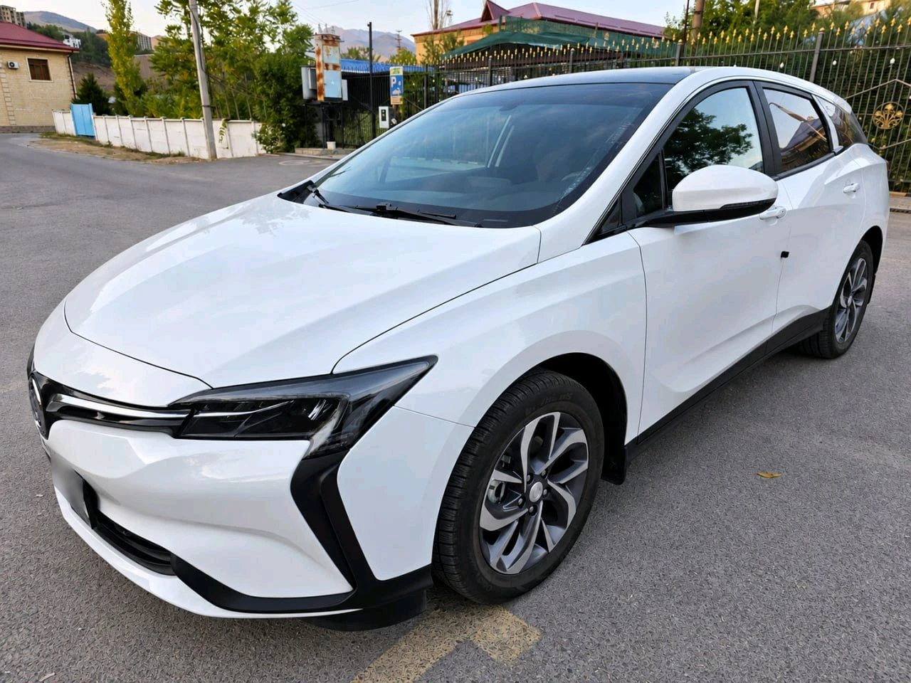 Buick Velite 6