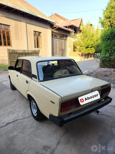 Lada (ВАЗ) 2105