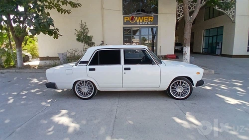 Lada (ВАЗ) 2107