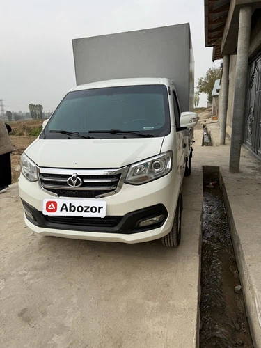 Changan T3