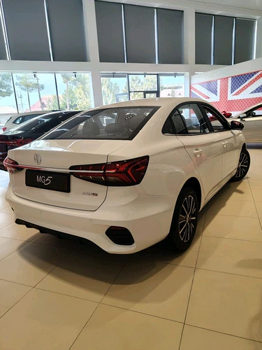 MG 5