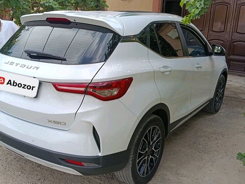 Jetour X50