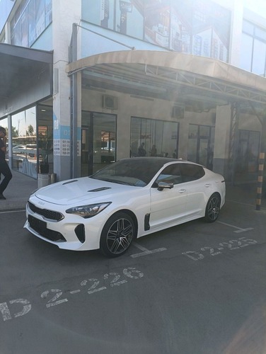 Kia Stinger, 2022, Toshkent shahri