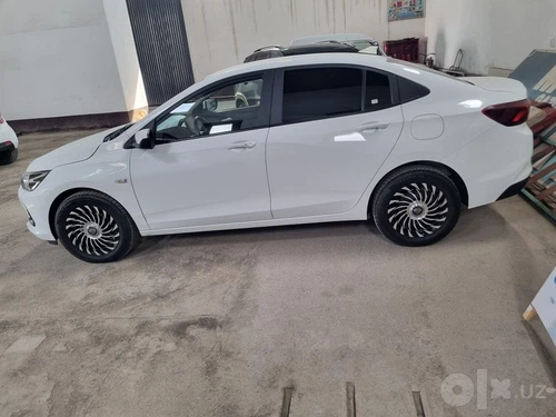 Chevrolet Onix, 2025, Buxoro – 2