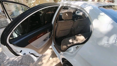Daewoo Magnus