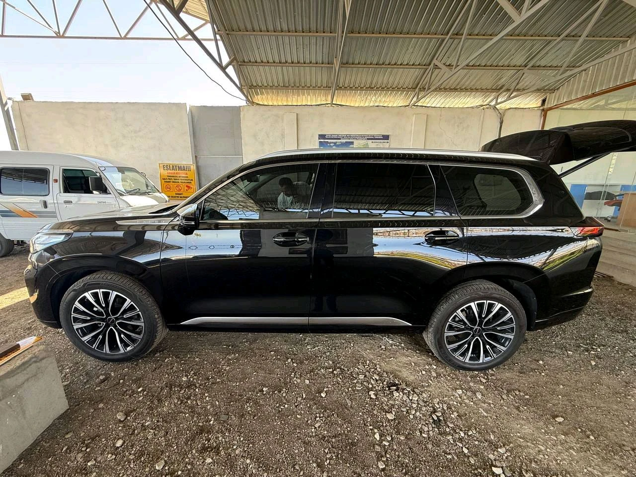 EXEED VX, 2023, Navoiy – 3
