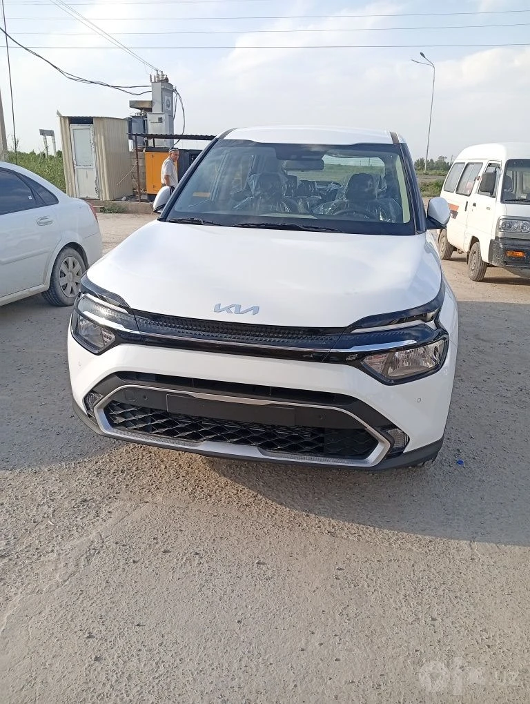 Kia Carens, 2025, Xorazm – 2